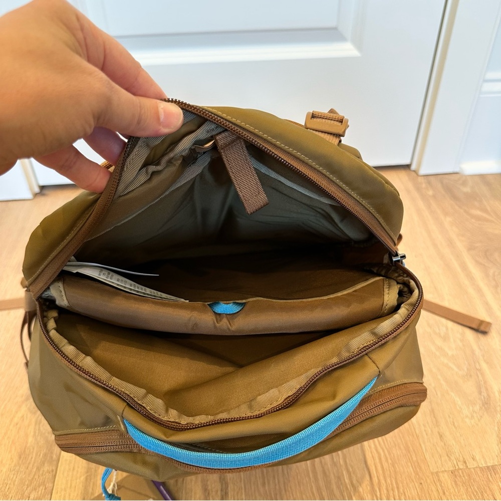 🆕Patagonia Refugio Daypack 30L Backpack - Picture 10 of 14